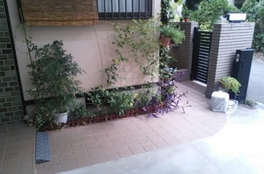 屋外の手すり取付前