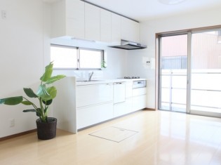 水廻り：キッチン　TOTOミッテ使用